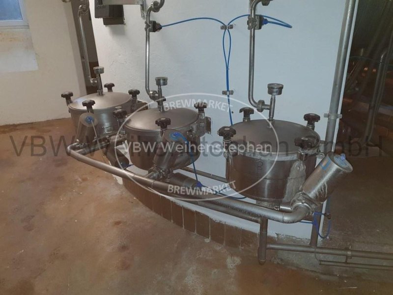 Hop dosing station (3 hoppers)