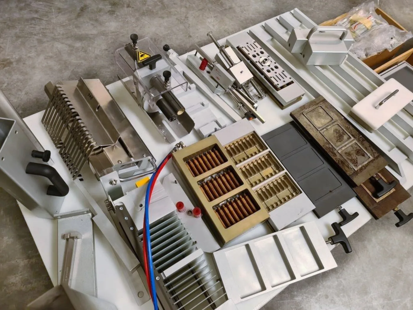 BLISTERATRICE TERMOFORMATRICE – IMA – Mod. C260 - 5