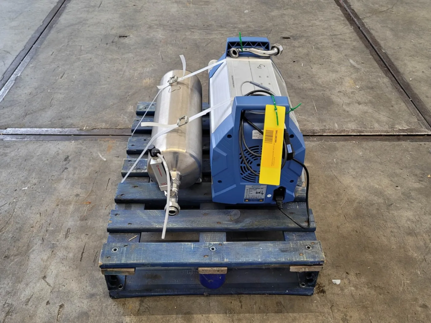 Vacuubrand ME 16C NT Vario - Vacuum pump - 5