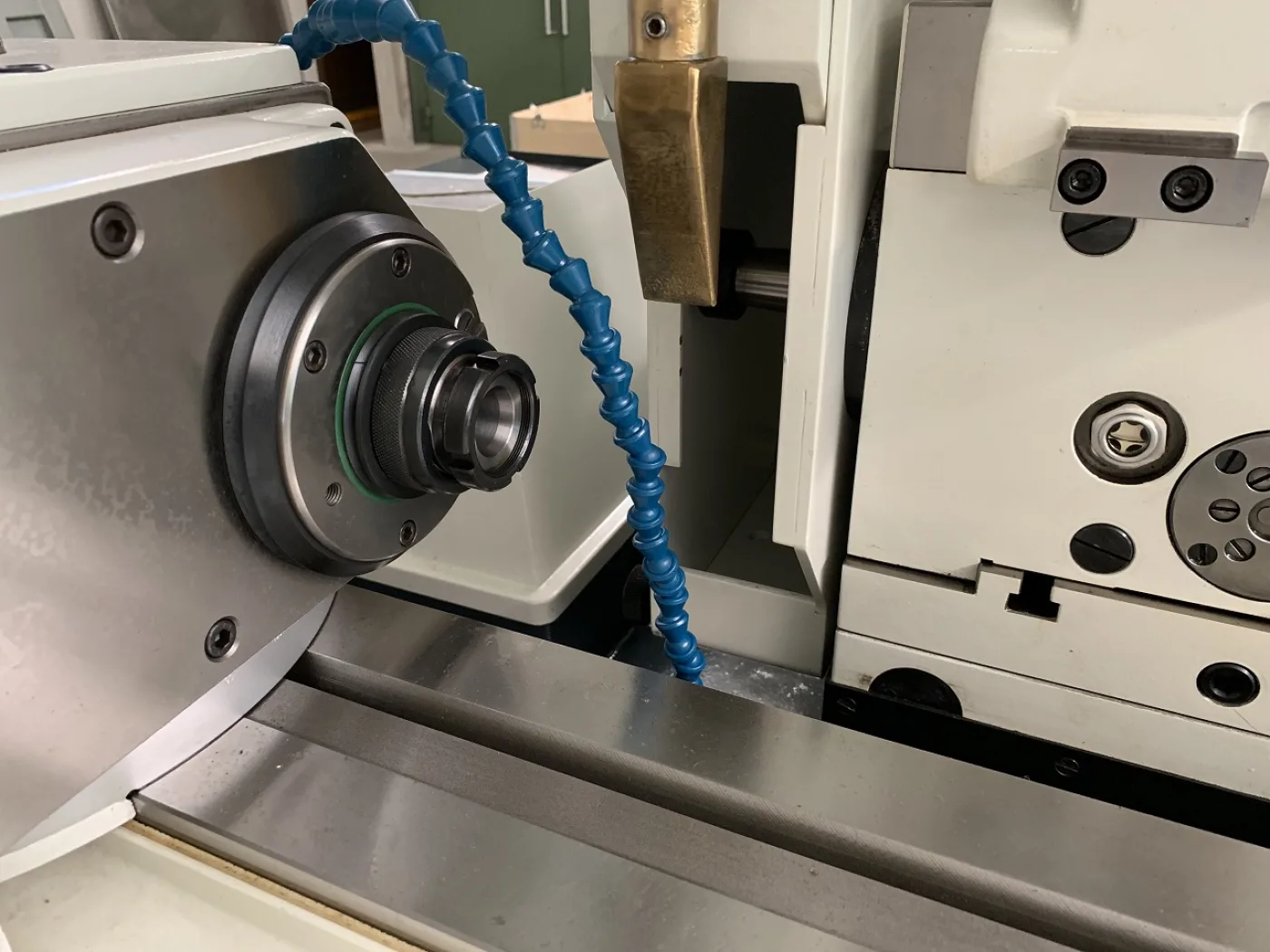 RECTIFIEUSE CYLINDRIQUE “TSCHUDIN” HTG-610 - 8