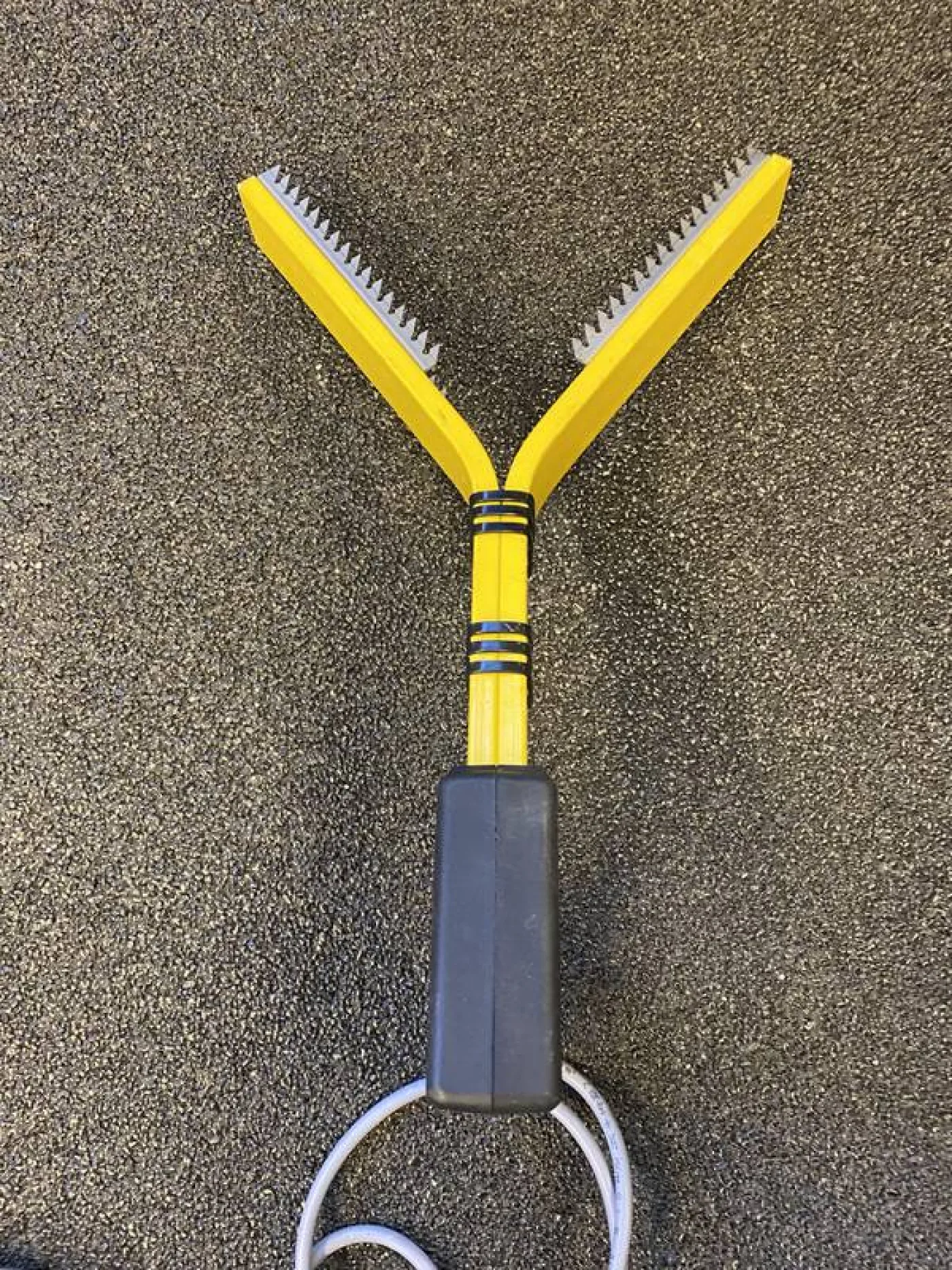 Stunning tongs - 3