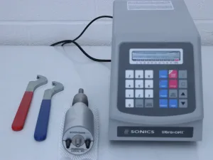 SONICS Vibra Cell VCX750 Ultrasonic Processor