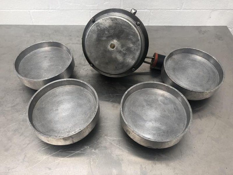 John Hunt 8 station pie machine large open tart die with 4 bases