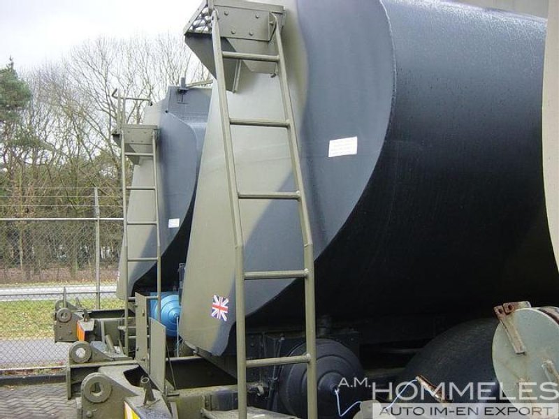 Foden 8x4 Tanker