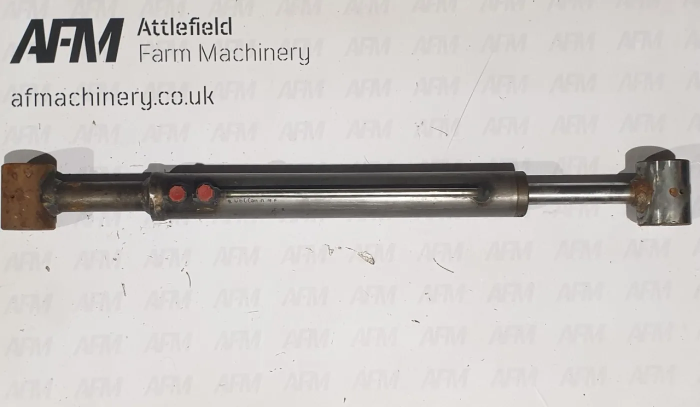 McConnel Hydraulic Ram - 206.005 - 1