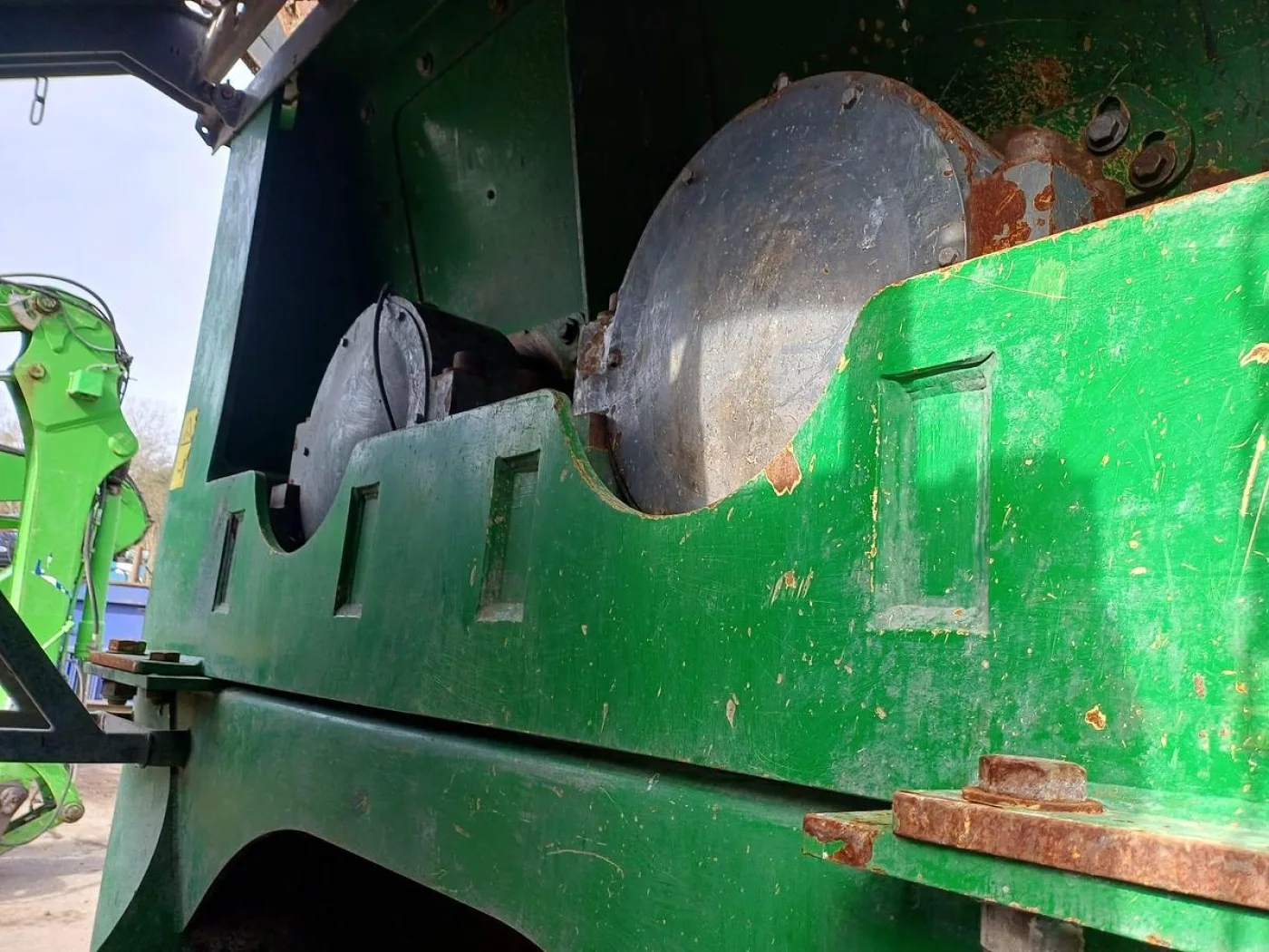 2021 McCloskey VTS95 Twin-shaft Shredder - 8