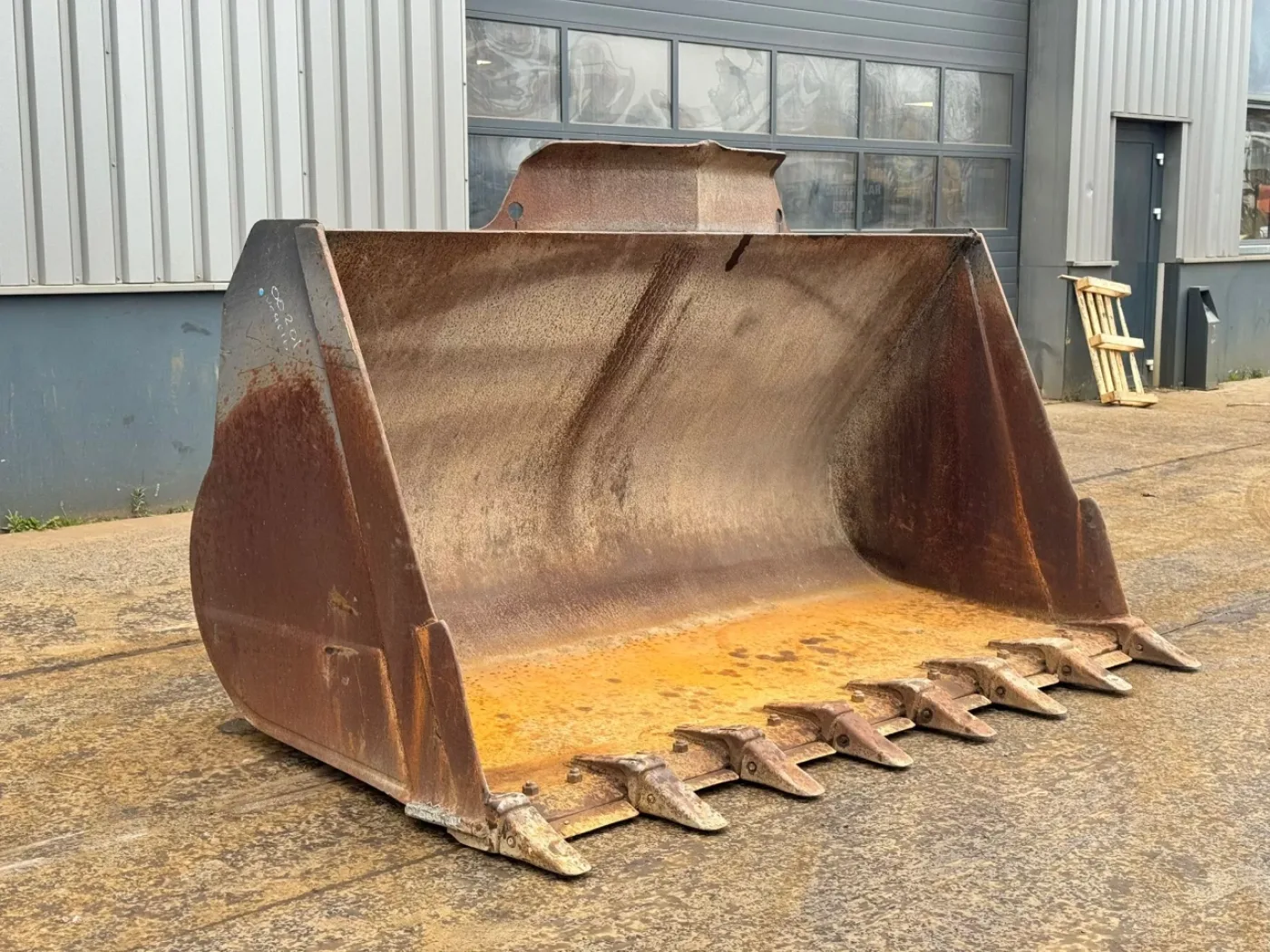 Loading bucket Volvo WP 93713 - 3