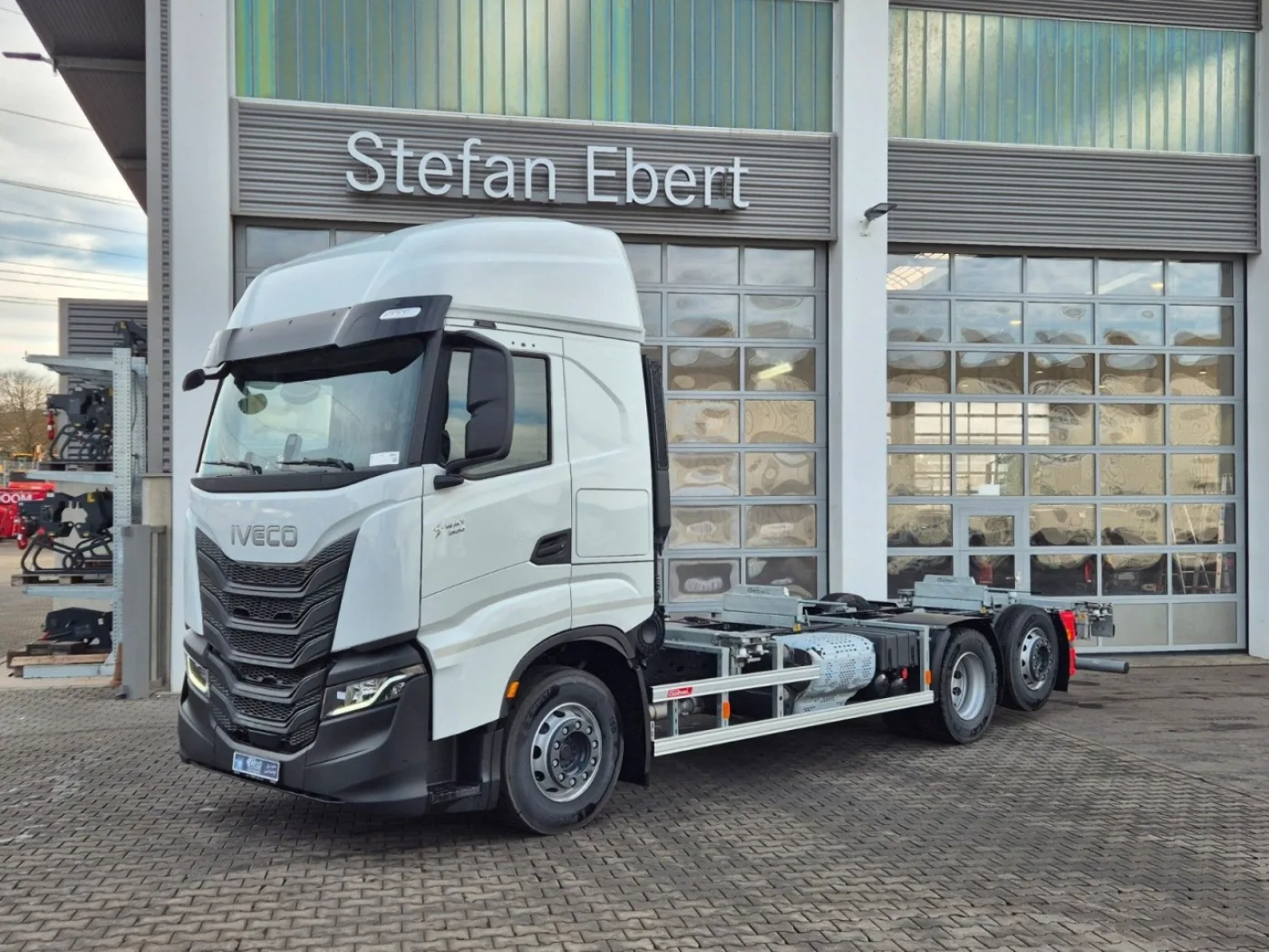 Iveco S-Way AS260S50Y/FS CM 6x2 BDF - 1