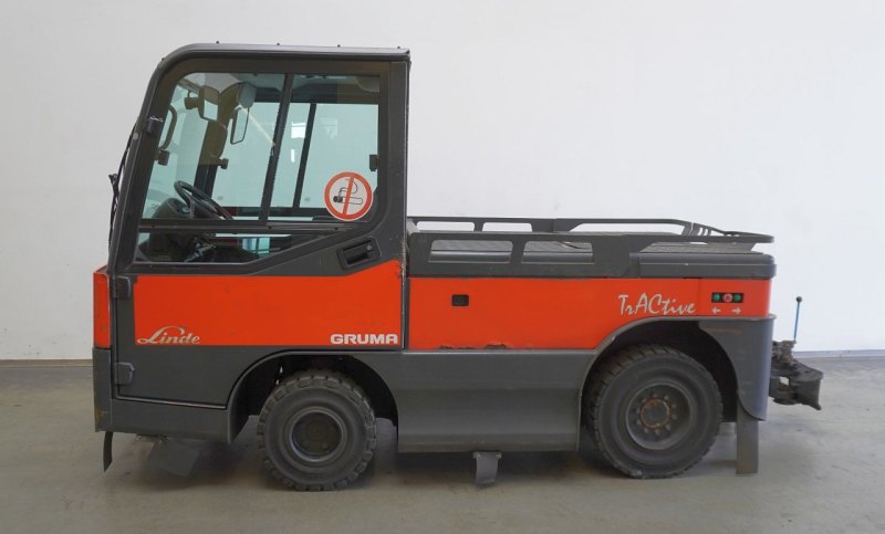 Schlepper Linde P 250 127-05 (2017)