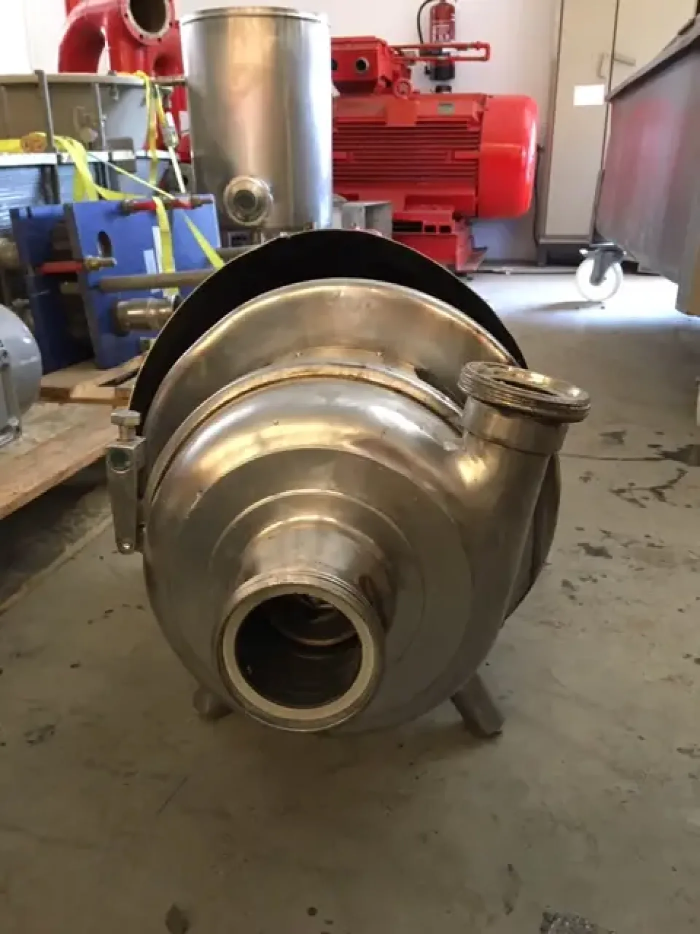 USED APV STAINLESS STEEL CENTRIFUGAL PUMP - 5