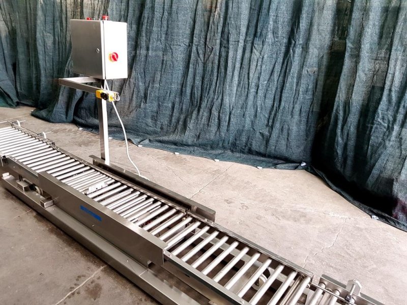 NASTRO CONVOGLIATORE A RULLI MOTORIZZATO CON SISTEMA BLOCCO – KRAMER