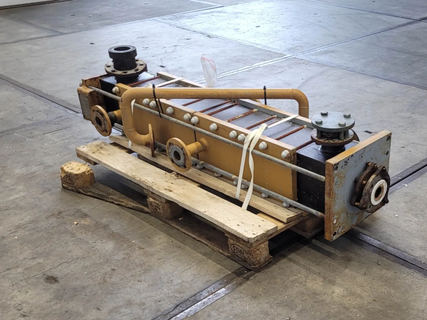 Vicarb Deutschland GmbH "Block Graphite" 2m² - Shell and tube heat exchanger - 5