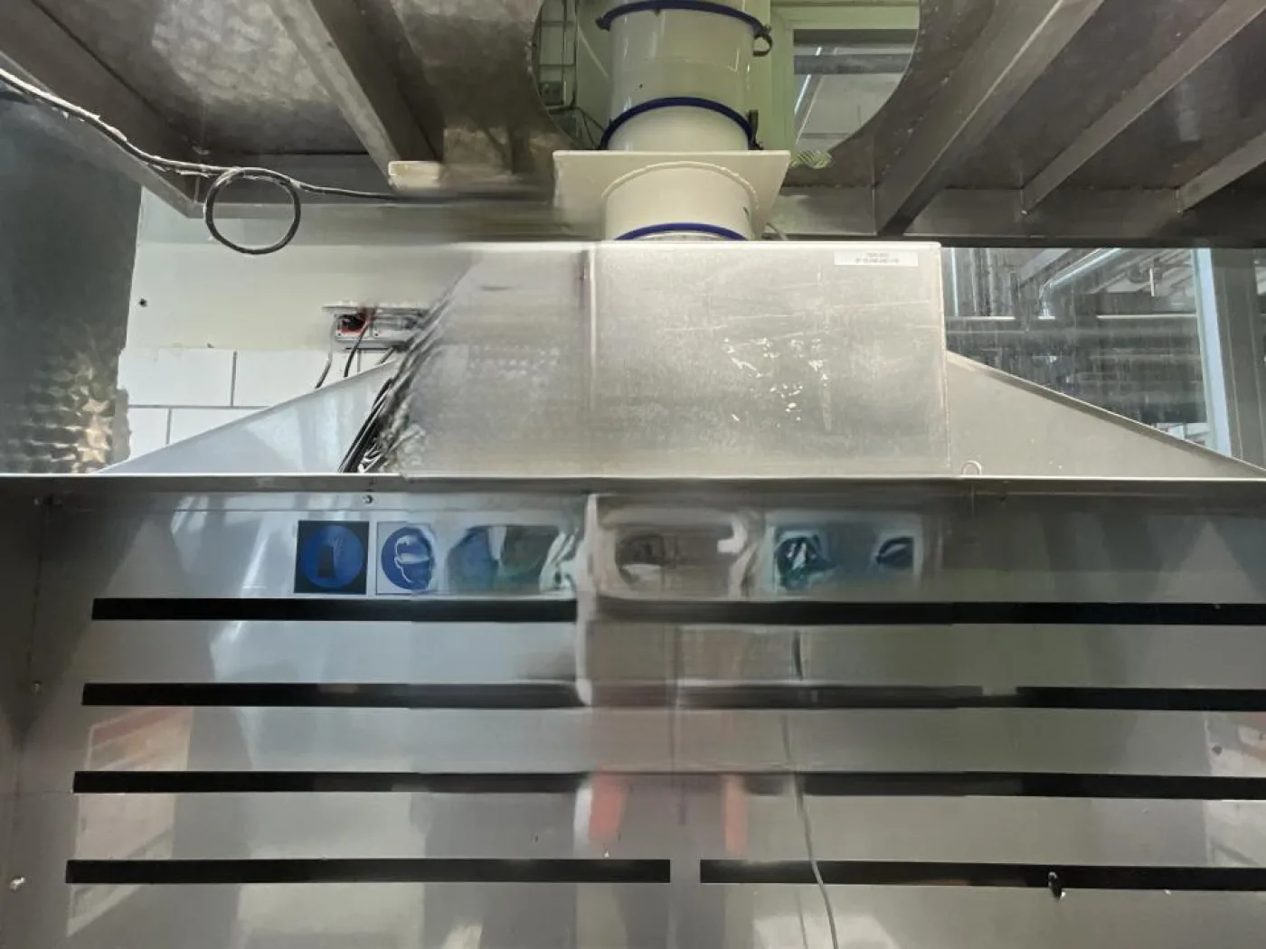 Mateco Mateco Stainless Steel Dispensing Booth with Dust Extraction System - 1