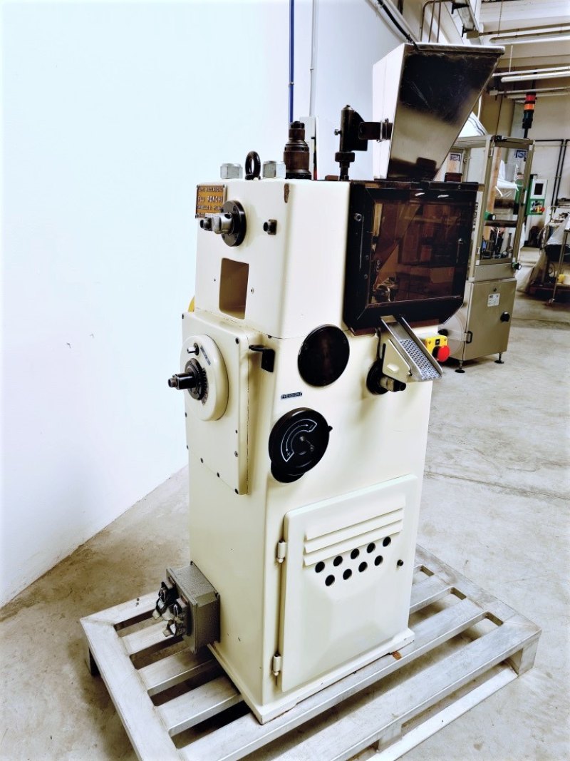 COMPRIMITRICE ROTATIVA – RONCHI Mod. AM 13/8