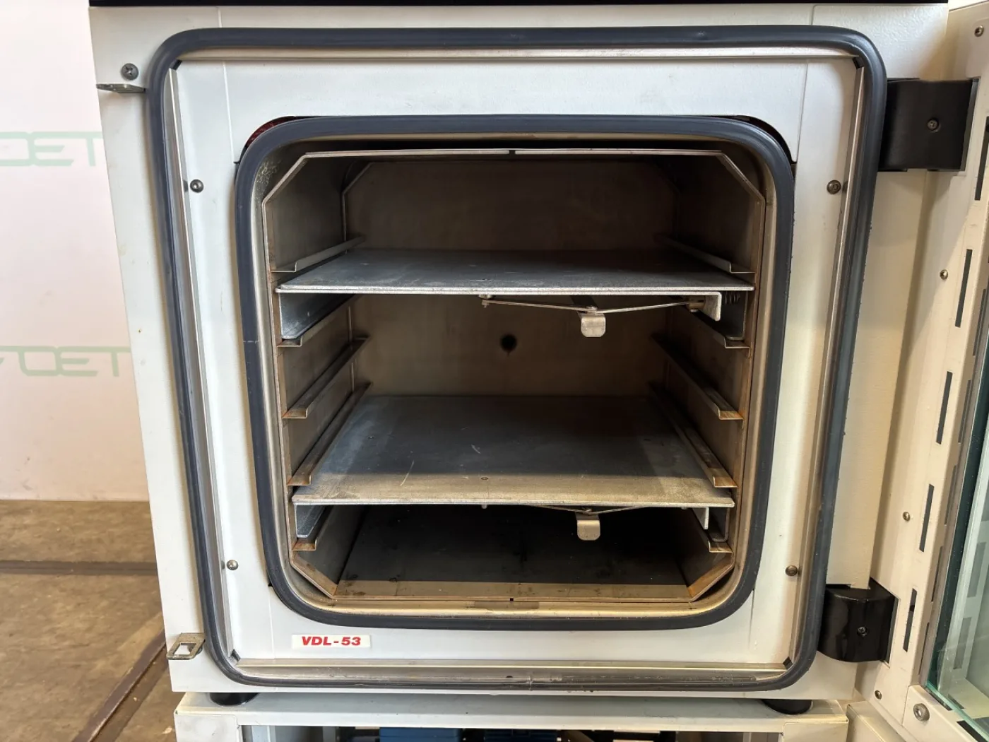 Binder VD-53 vacuum - Drying oven - 7