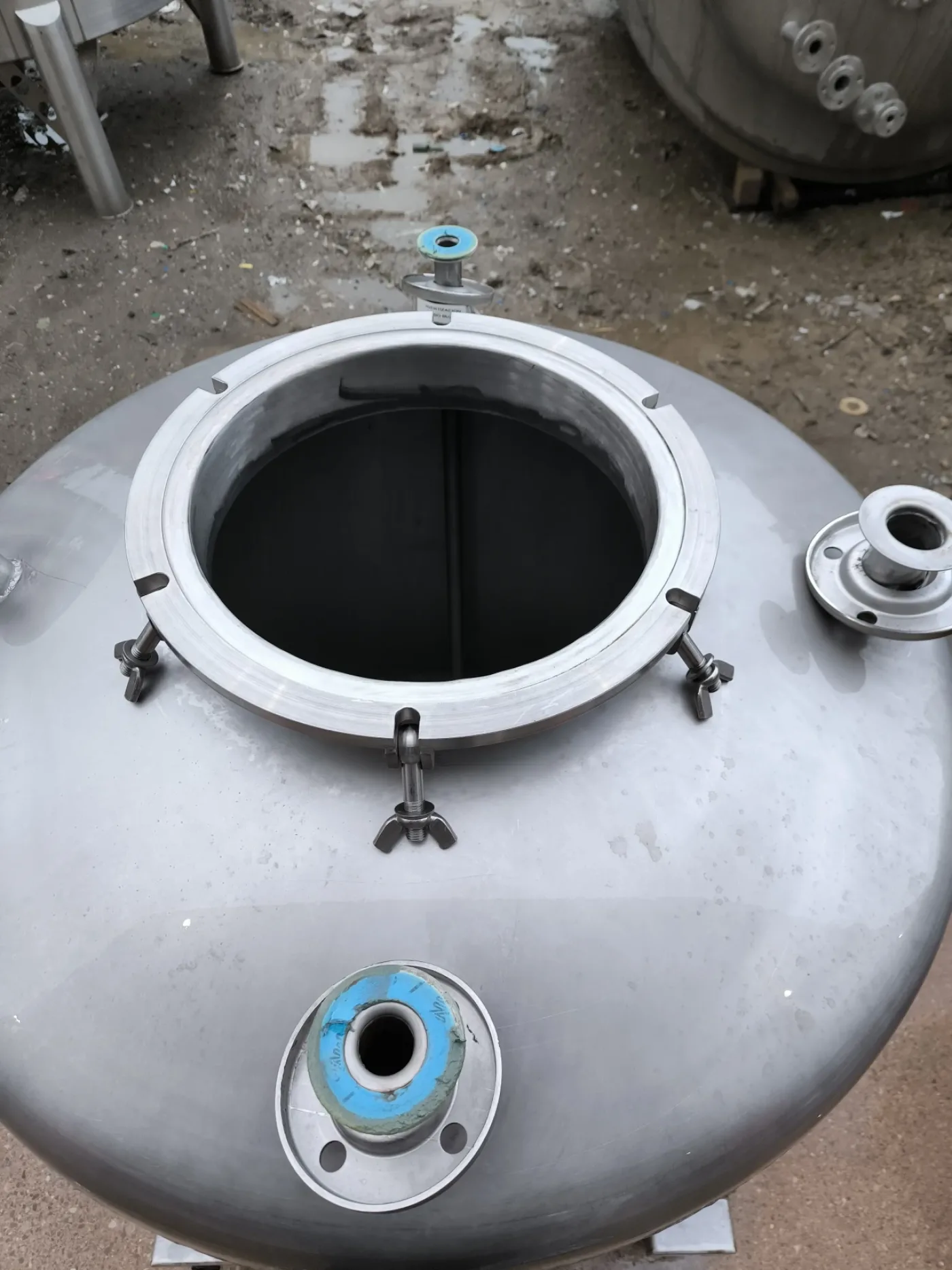 STAINLESS STEEL TANK 500 LITRES - 7