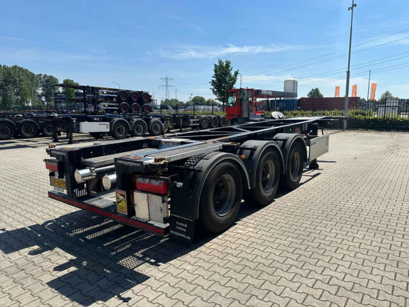 LAG 20FT/30FT ADR Chassis / BPW DRUM / ADR (EXII, EXIII, FL, AT) / NL-Chassis / 10x available - 6