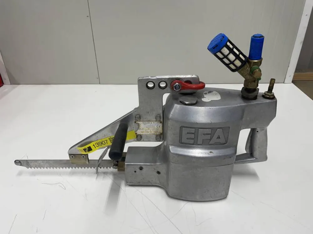 Breastbone saw
