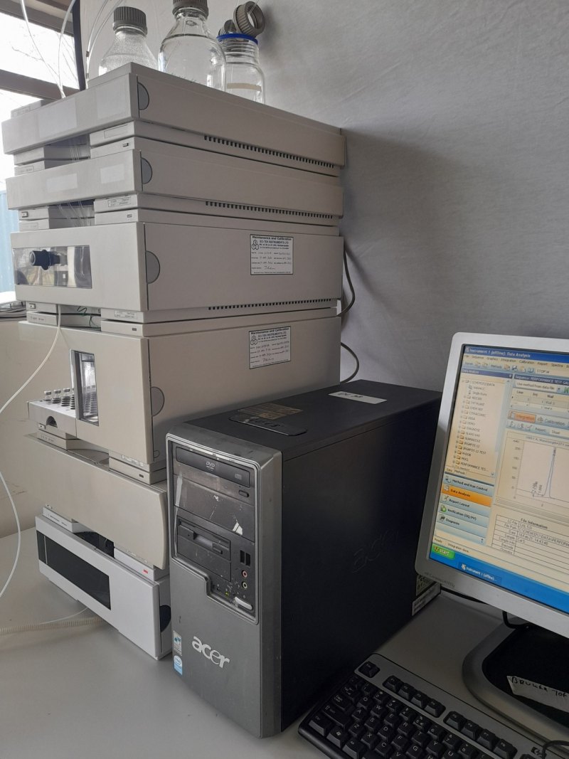 Used Agilent 1100 HPLC systems