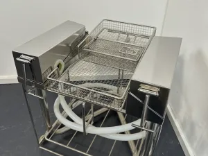 BHT Innova 3000 Desinfektor-Einsatz (Injektorwagen)