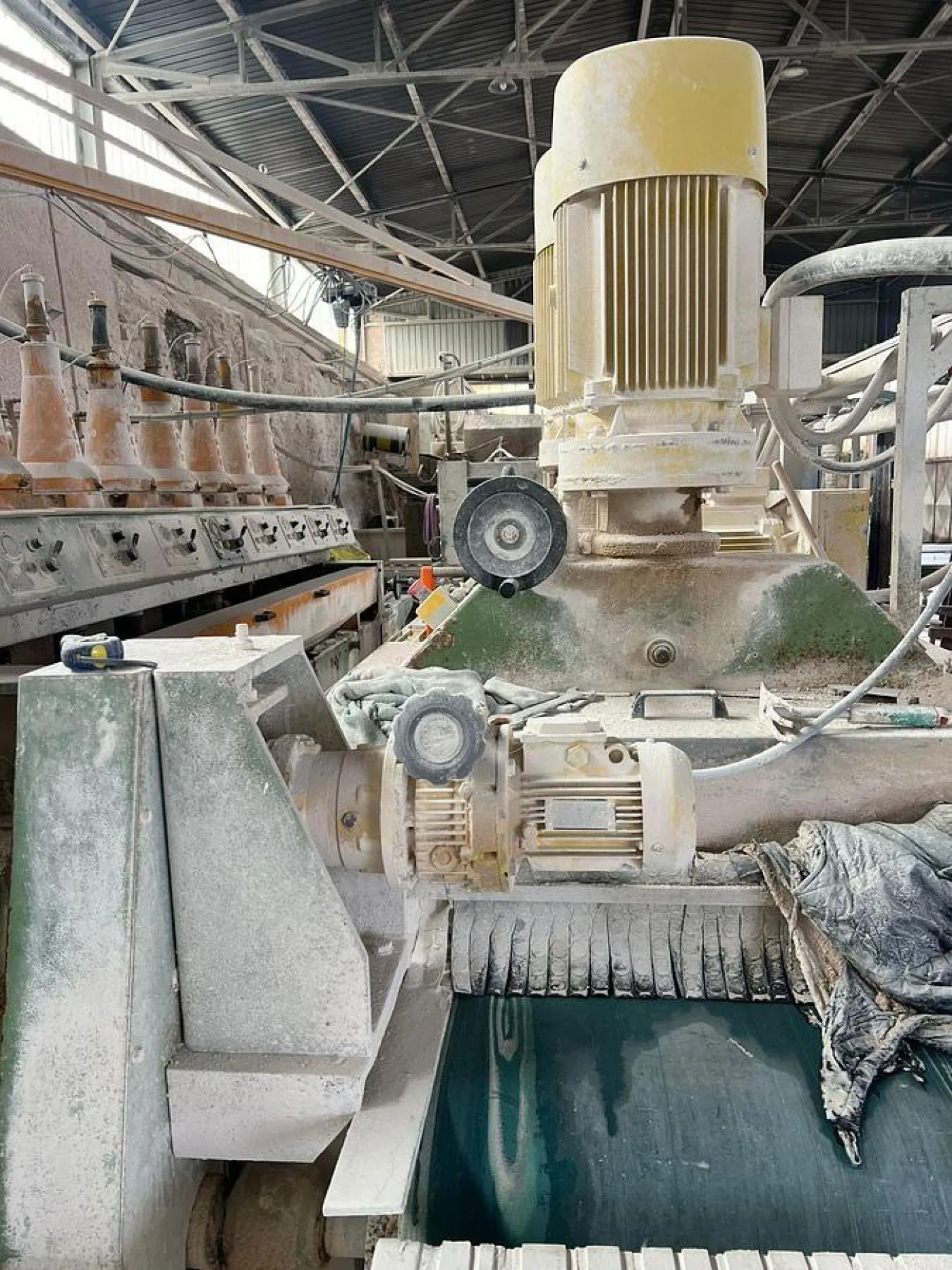 2003 SIMEC - 6