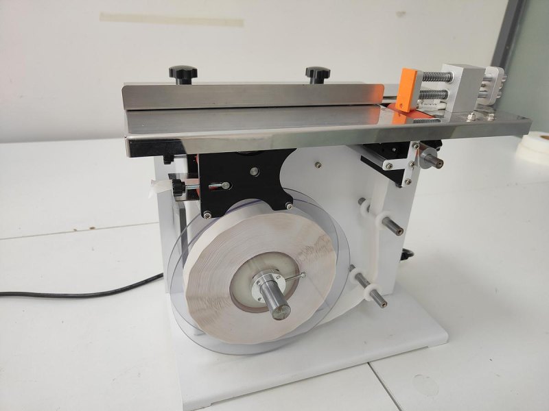 Labeling machine Vertical Type