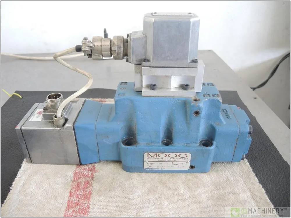2010 MOOG D662-808C AI2584
