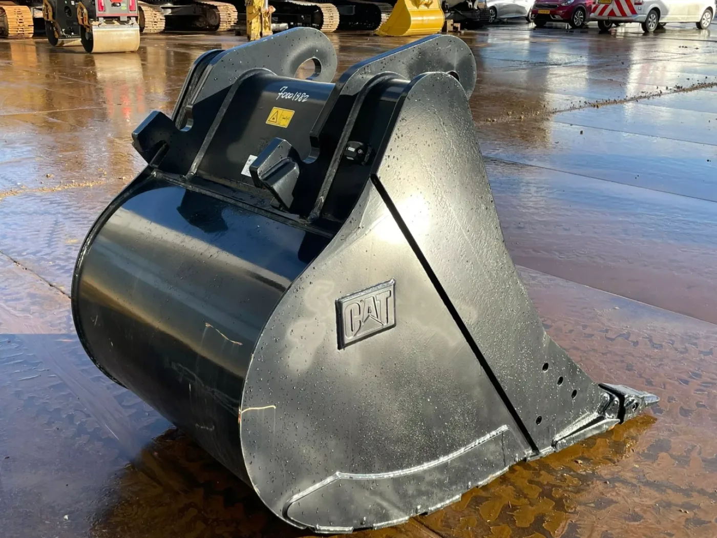 Excavator bucket Caterpillar CW40 - 2