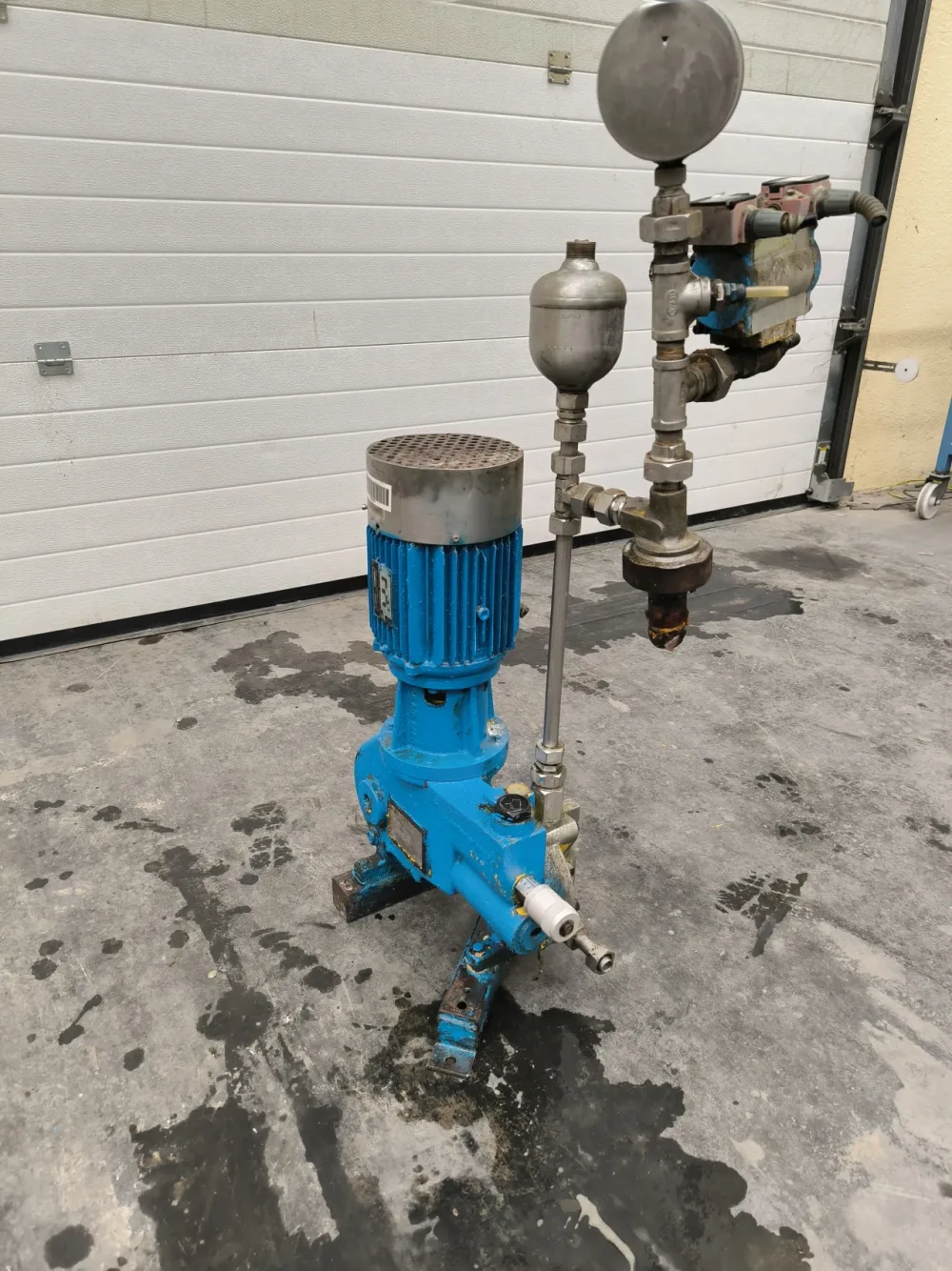DOSAPRO MILTON ROY B.90 DOSING PUMP