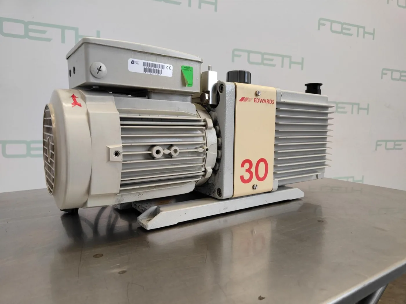 Edwards E2M30 "oil sealed" - Vacuum pump - 4