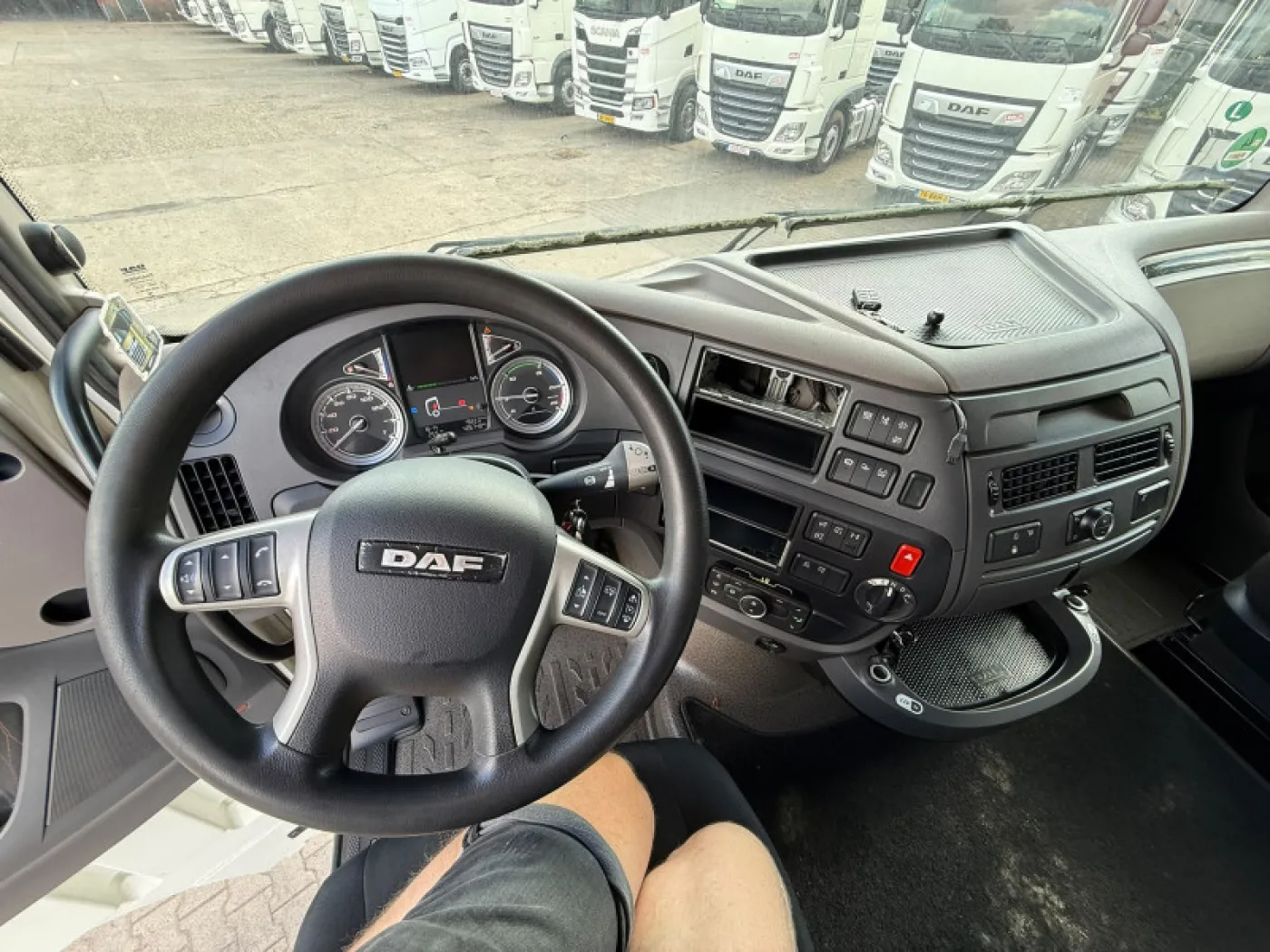 DAF XF 480 6X2 FTP Space Cab Midlift Stand-alone A/C Alcoa 426,745 km NL Truck - 8