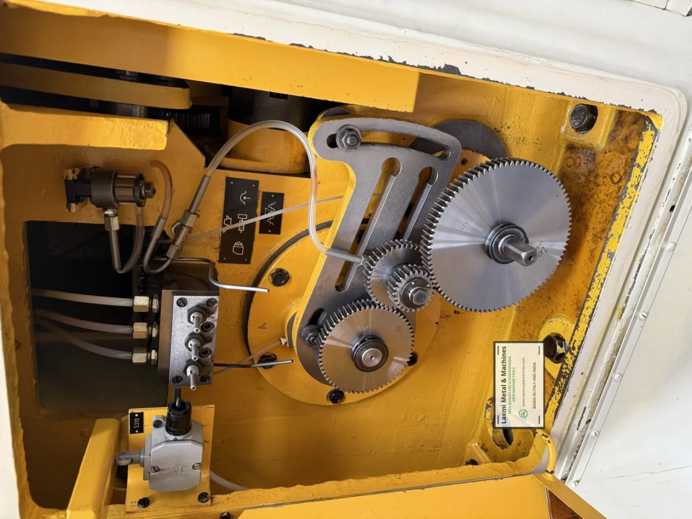 GEAR HOBBING, WMW MODUL - ZFWZ 250/4 - Laxmi Metal & Machines, Rohtak - 3