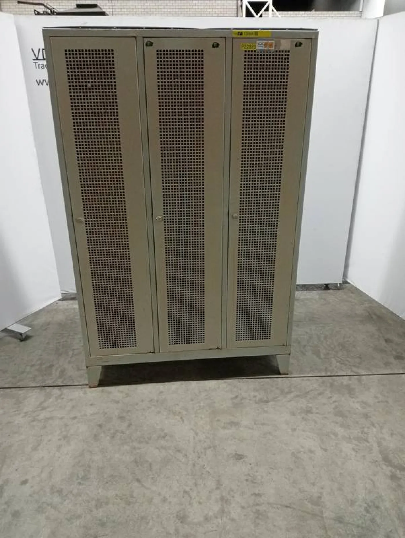 Lockers - 4