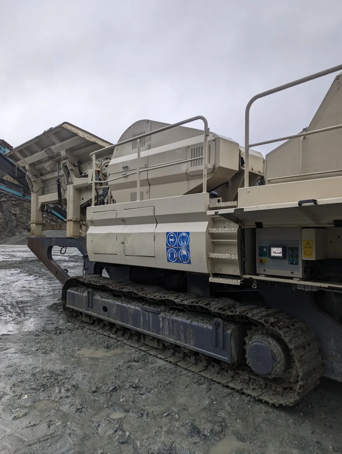 Sandvik QJ341 Jaw Crusher - 8