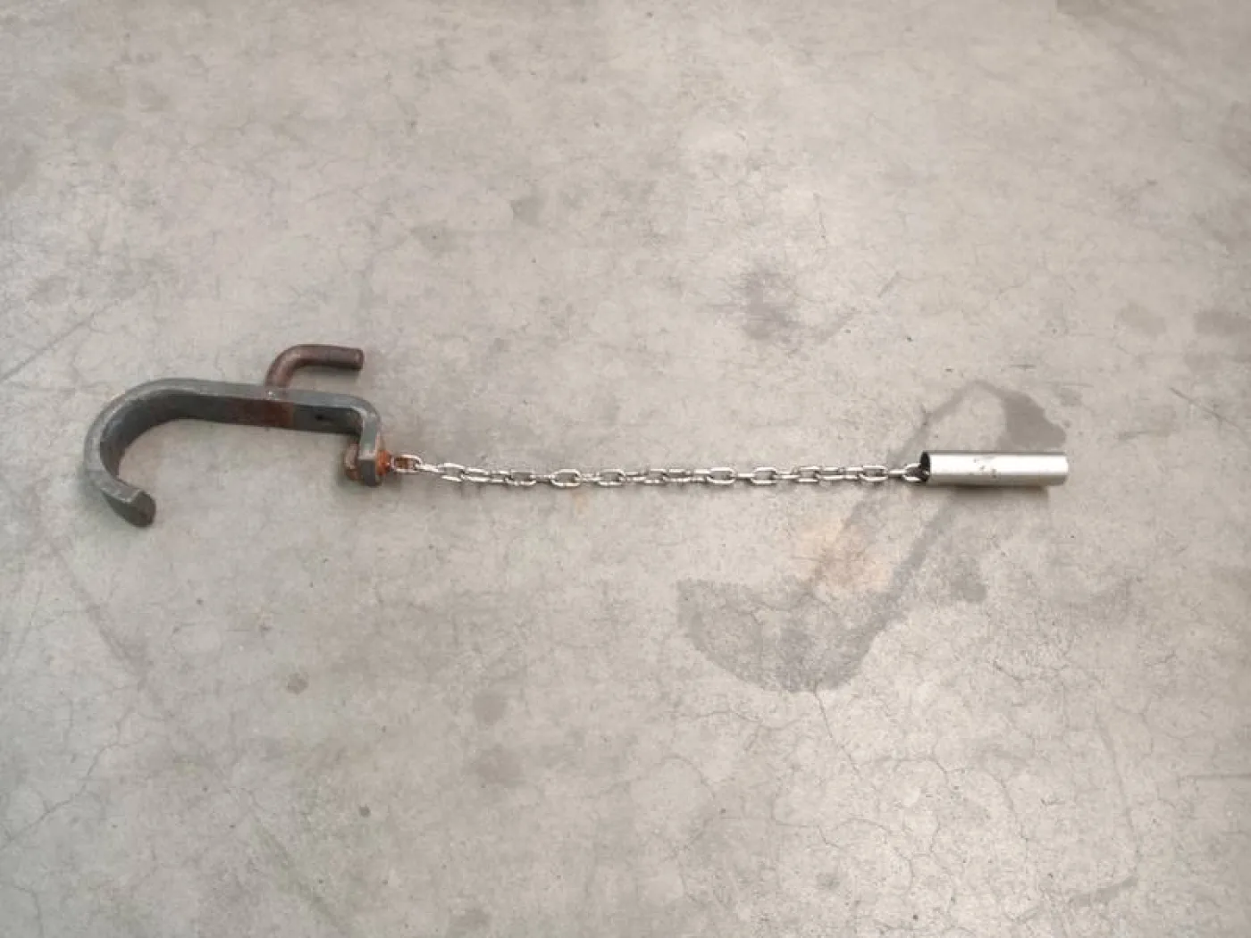 Bleeding hooks slide - 2