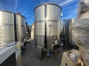 DEPOSITO DE ACERO INOXIDABLE SIEMPRE LLENO 1.500L