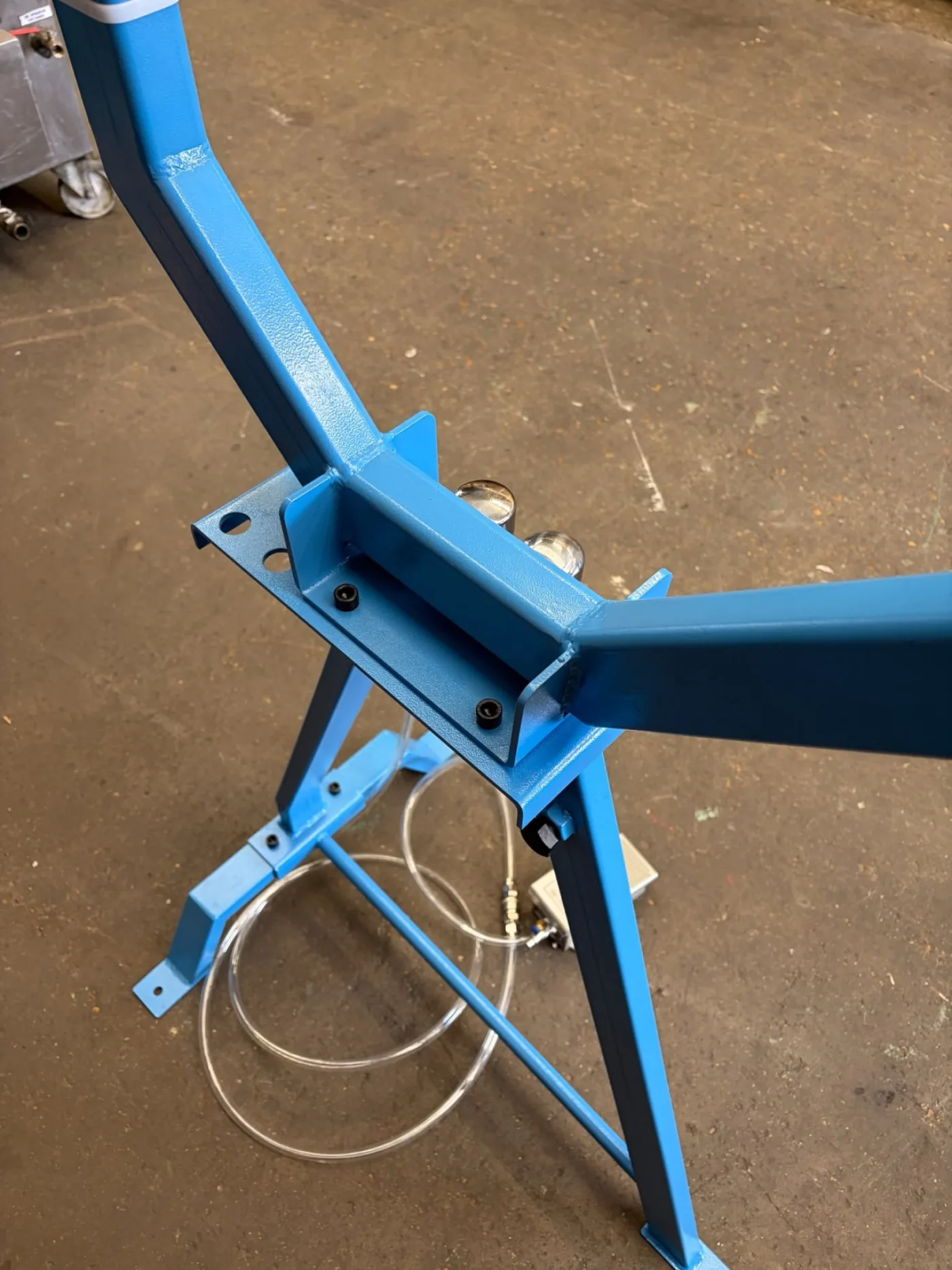 WNS Pneumatic Planishing Hammer 508mm - WNS - W. Neal Services Ltd - 4