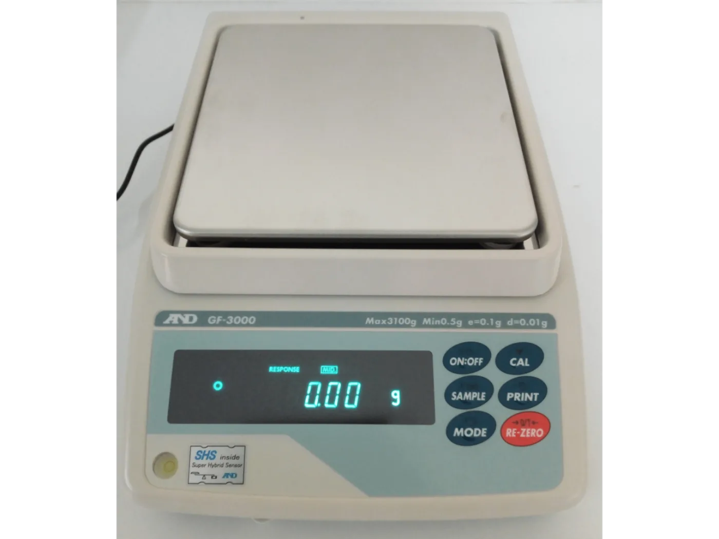 A&D GF-3000 Precision 2-Place Balance - 1