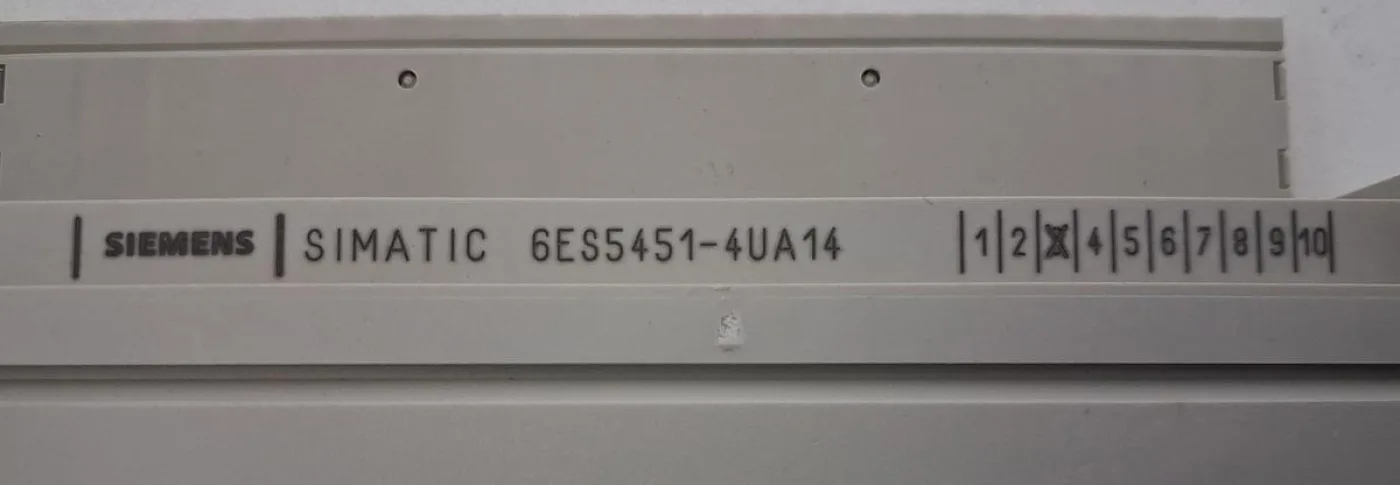 Siemens SIMATIC S5 6ES5 451-4UA14 Digital Output Module - 5