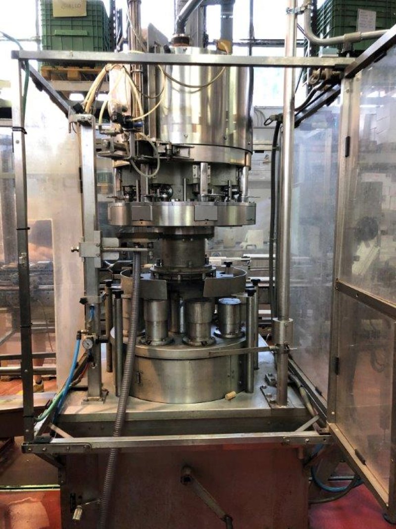 BERTOLASO CORKING MACHINE DELTA 408 TO 8 HEADS FOR NATURAL CORK, SECOND-HAND MACHINE