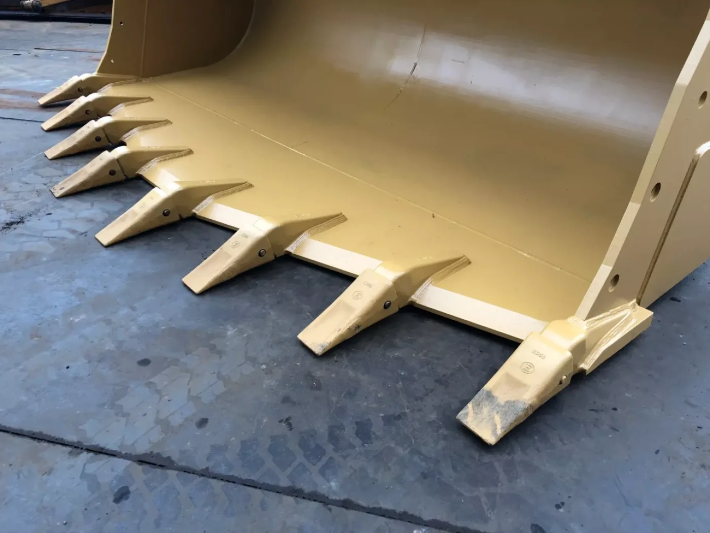 Bucket Caterpillar 988H HD Rock Bucket - 5