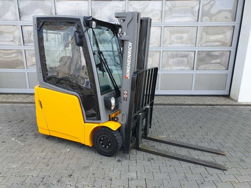 Jungheinrich EFG 215 / Triplex 4.25m / SS / nur 1.680h / 2021