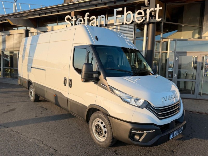 Iveco Daily 35S18 HA8 *R4.100mm*Automatik*Camera*ACC*