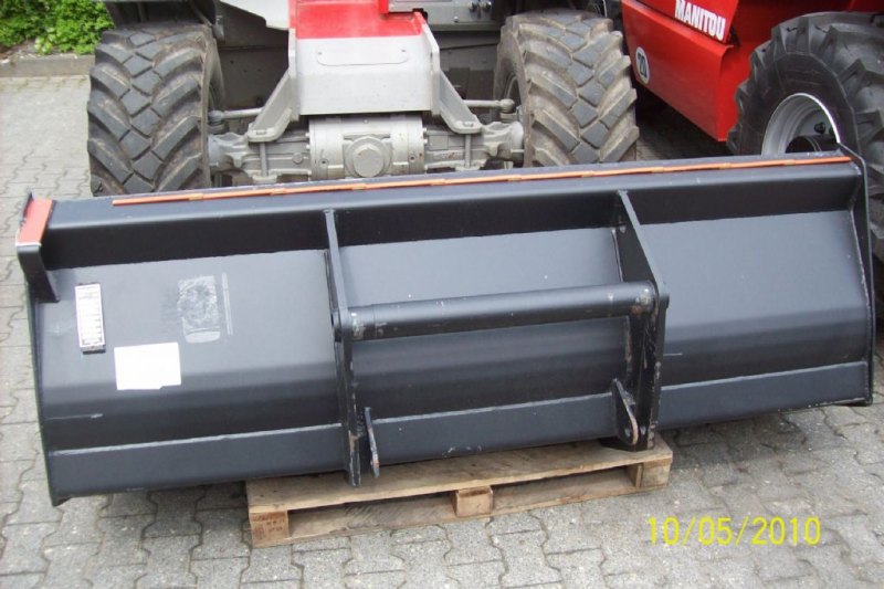 Manitou Erd- und Sandschaufel CBR 1000ccm