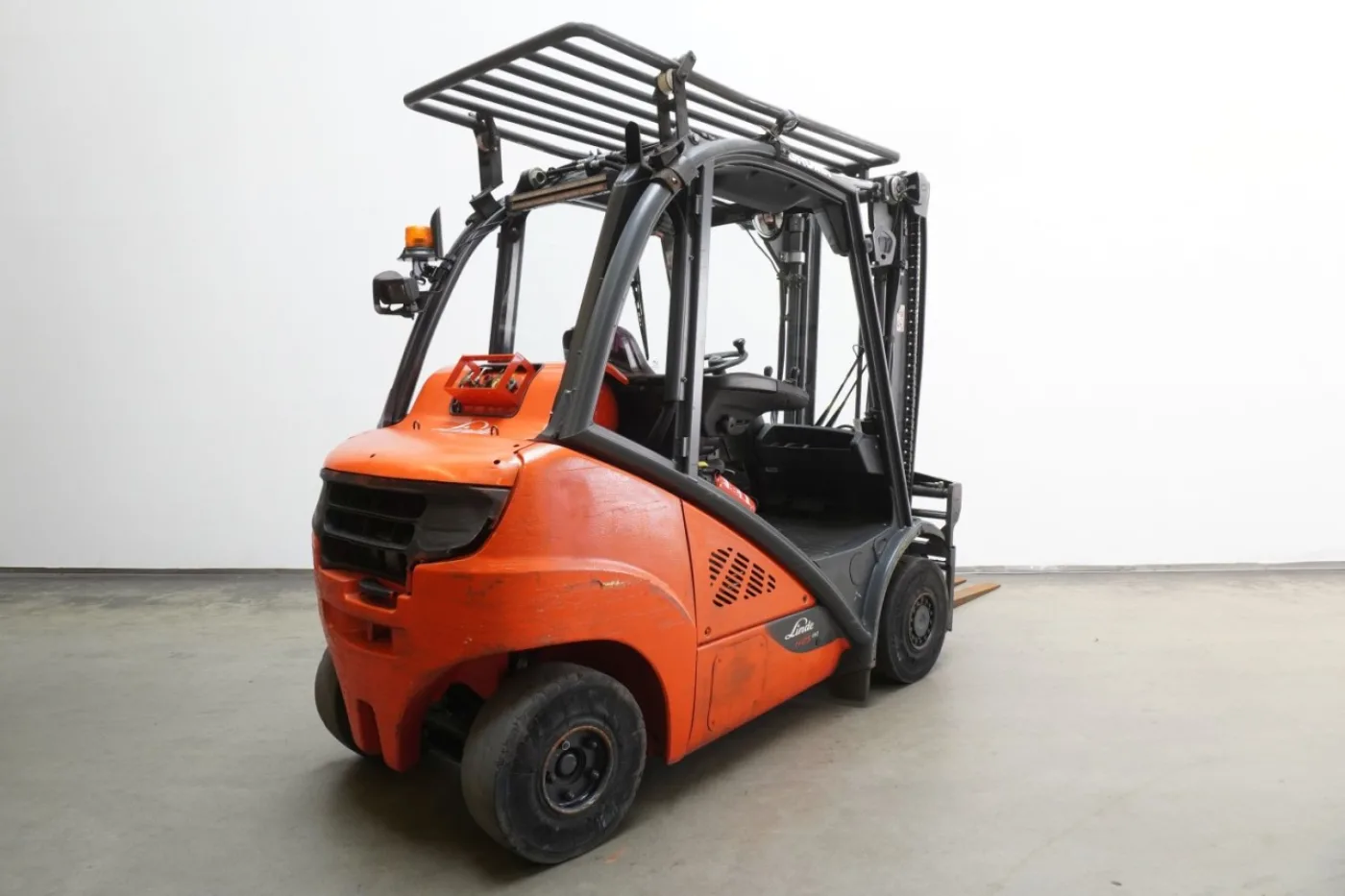 Frontstapler Linde H 25 T EVO 392-02 (2020) - 2