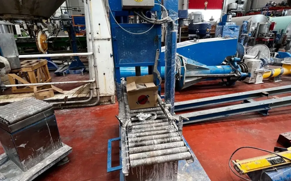 USED CAPPER
