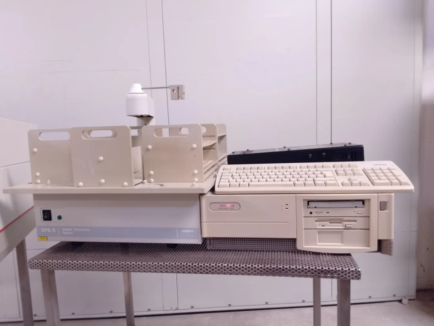 SPETTROMETRO AD ASSORBIMENTO ATOMICO – VARIAN – MOD.SPECTRAA-800 - 7