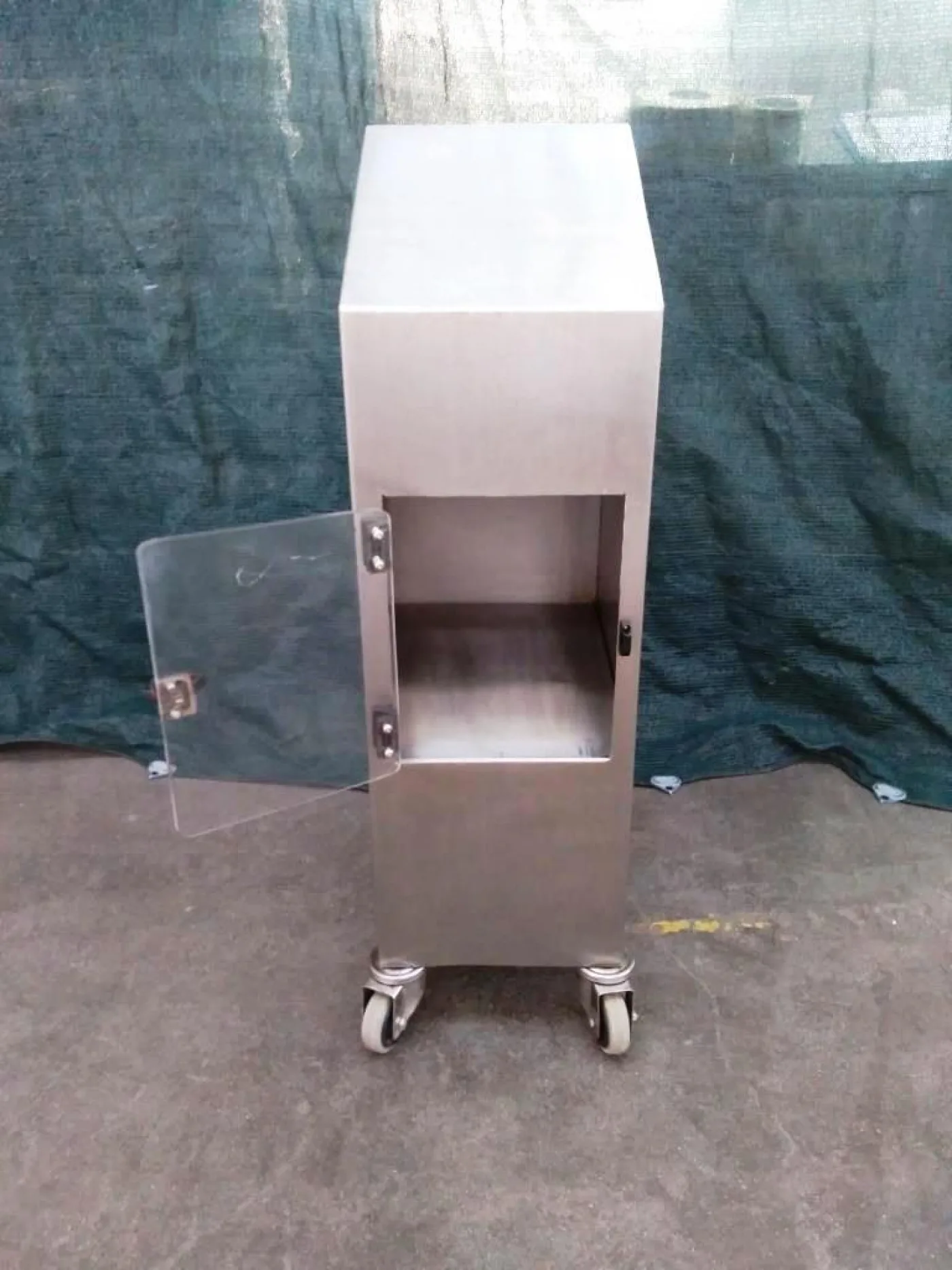 CONTENITORE IN ACCIAIO INOX CARRELLATO - 1