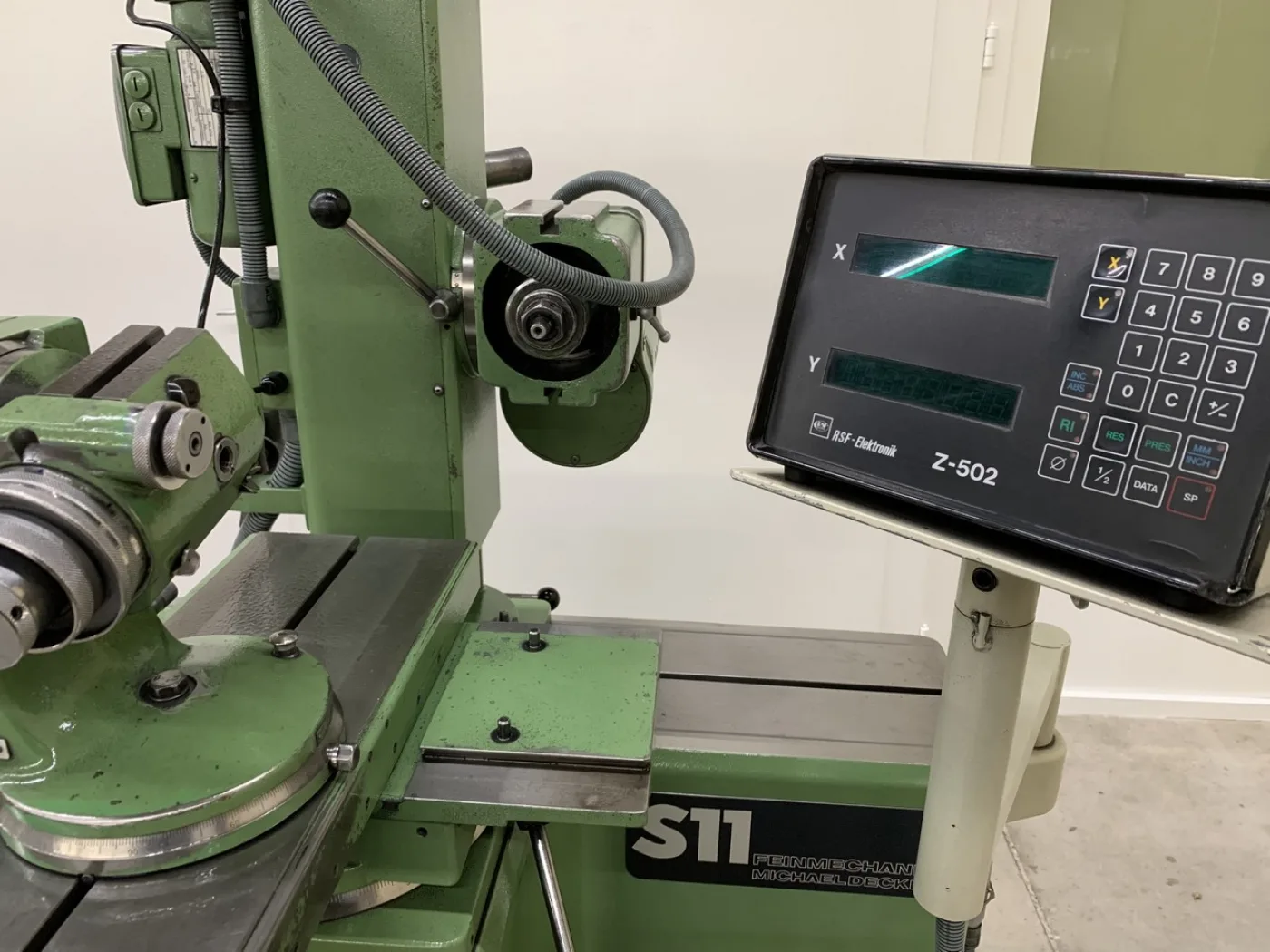 SCHLEIFMASCHINE “DECKEL” TYP S-11 - 3