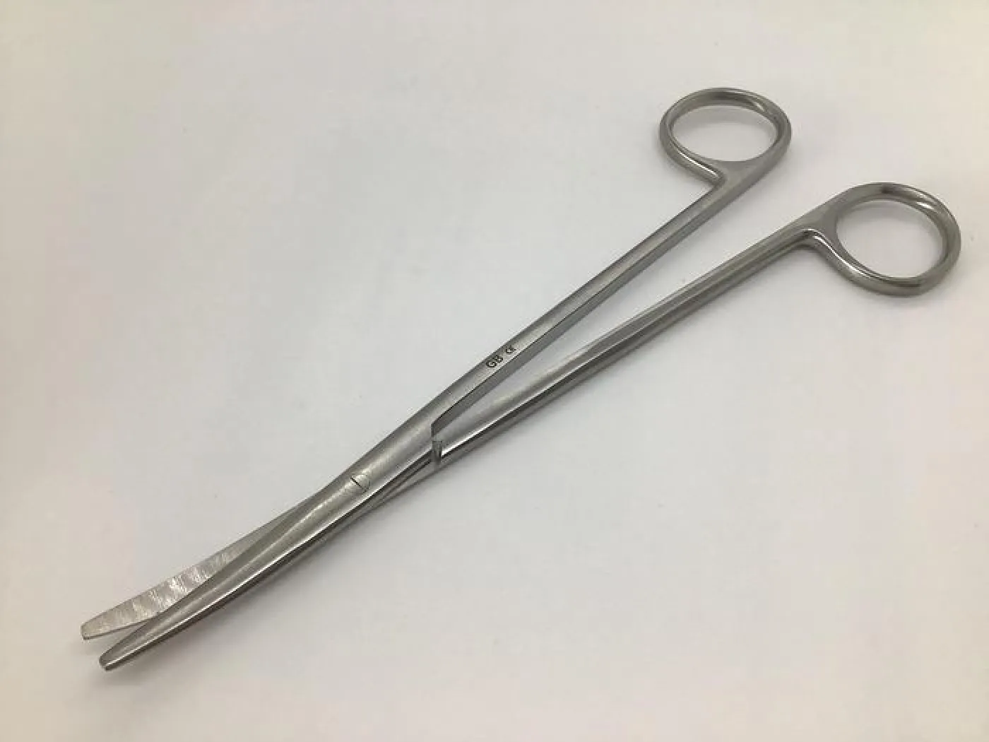 Metzenbaum Scissor Curved 180mm - 1